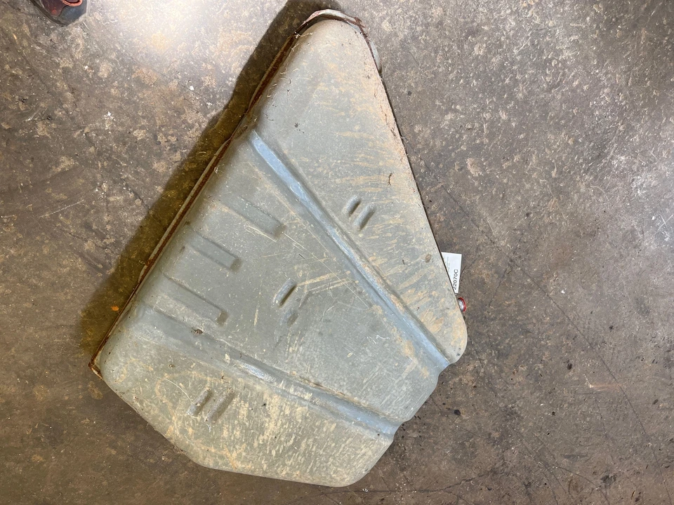 Conjunto de tanque de combustível GM Cutlass Ciera Century P6000 Celebrity OEM 22515512 - Imagem 3 de 3