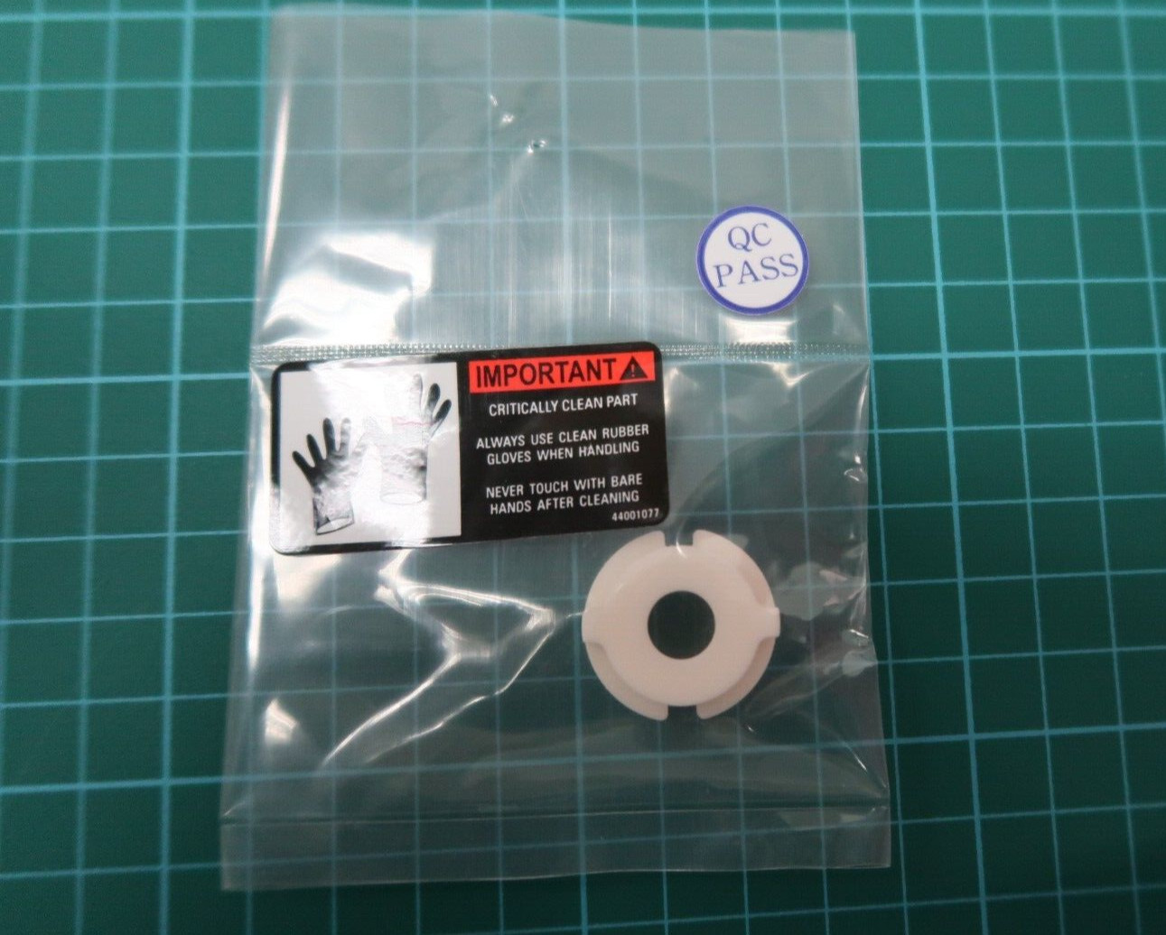 Applied Materials AMAT 0200-20492 INSULATOR,RCPT,RIGID SUPPORT