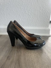SOFFT Black Patent Leather Classic Platform Heels Size 7 1/2