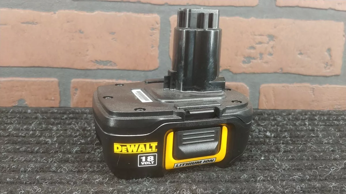 Dewalt DC9181 OEM 18V Compact Lithium Ion Battery Pack NEW