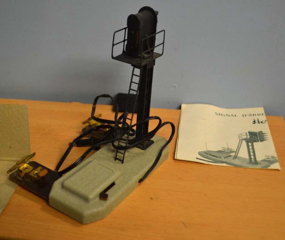 hornby echelle O signal d'arret electrique fonctionne en boite + notice - Photo 4/4