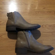 Eurosoft by Sofft Women's Casual Boots TAUPE Taupe Sealy Bootie Women 7M