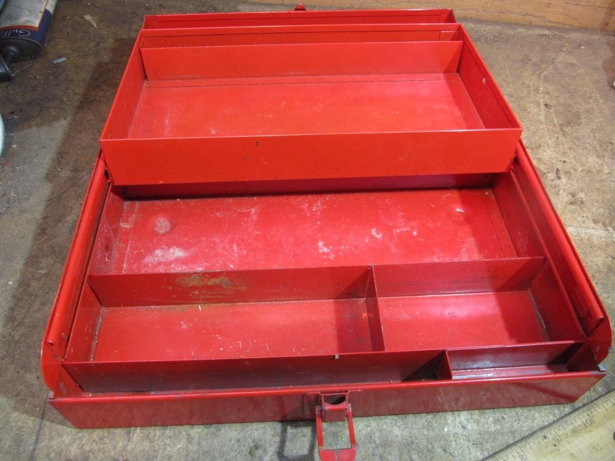 Vintage Snap On KRA65B Toolbox with Sliding Tray 1968 Underline