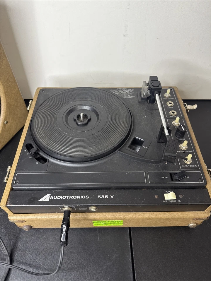 复古 Audiootronics 便携式唱机 535V 33/45/78RPM 带扬声器和机箱已测试 — 第 2/4 张图片