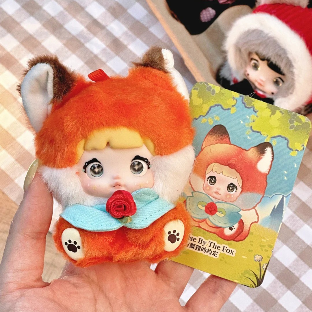 Nommi Fairytale Town Serie Plush Red Fox Pendant Toy Confirmed