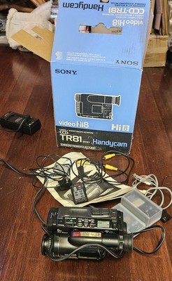 Vintage Sony Handycam CCD-TR81 Video Hi8 Camcorder Bundle - TESTED POWERS ON w/