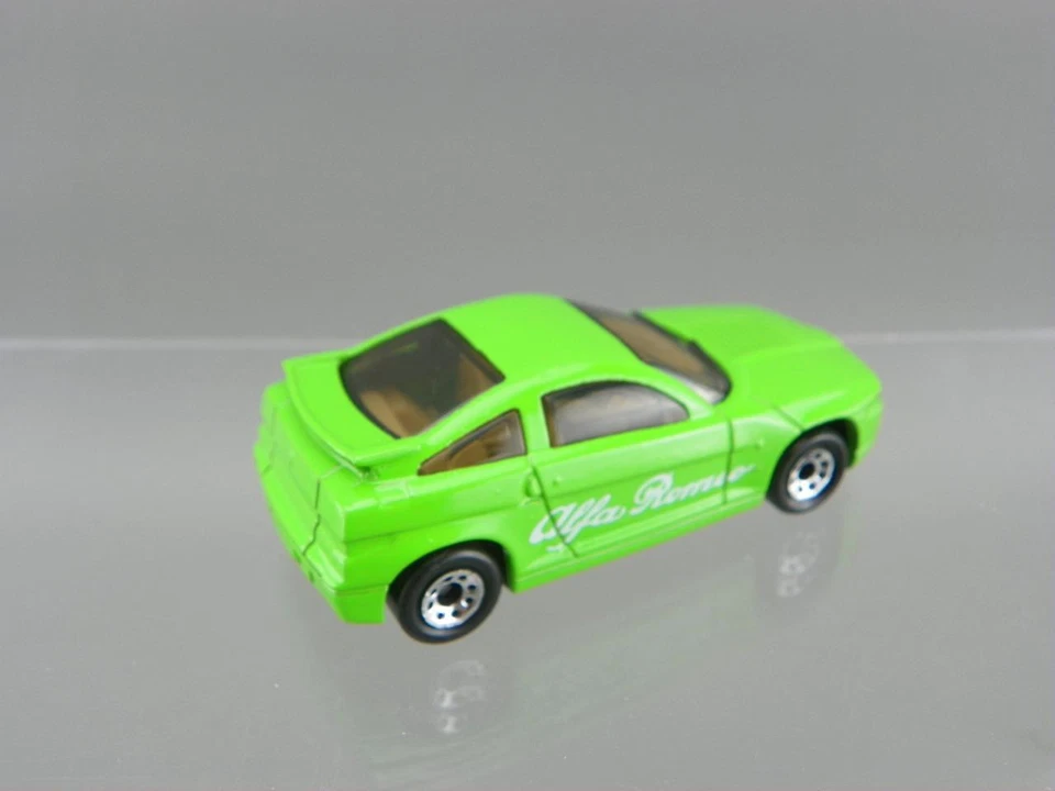 Vintage 1991 Matchbox Diecast 1/56 Green Alfa Romeo SZ Sams Club Exclusive RARE - Image 2 of 4