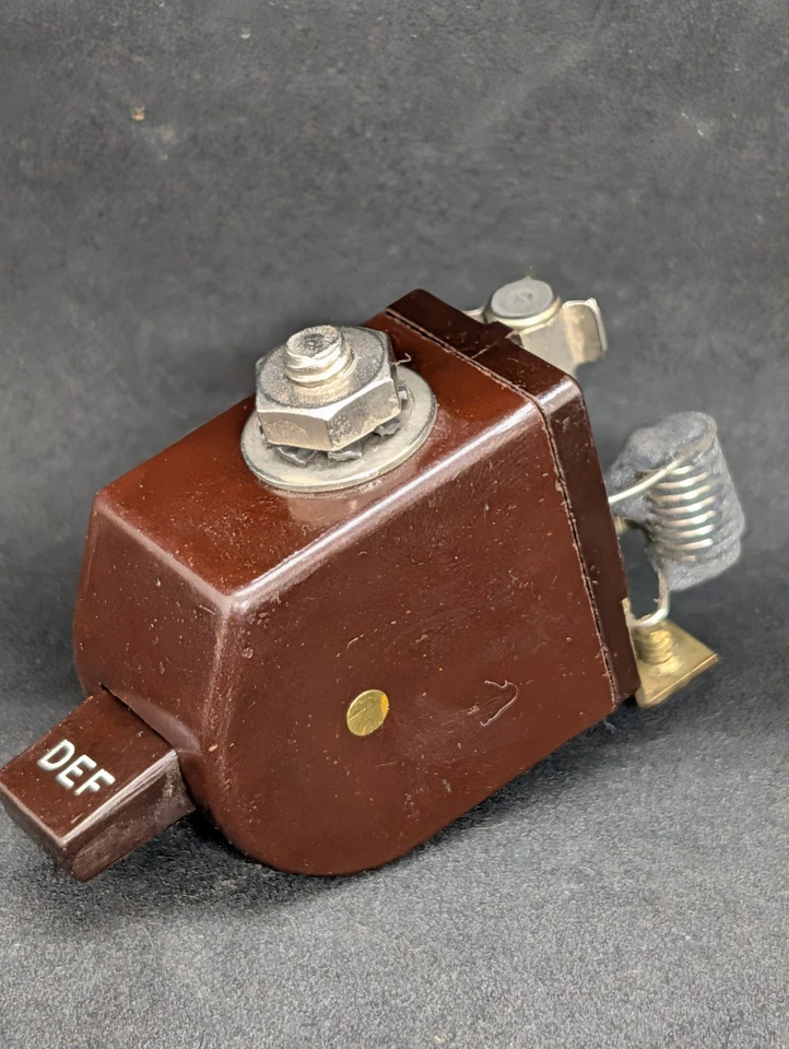 INTERRUPTOR DESCONGELADOR TABLERO CAMIÓN UTILITARIO Y COMERCIAL NORS 38-50 CHEVROLET PASS Foto 3 de 4