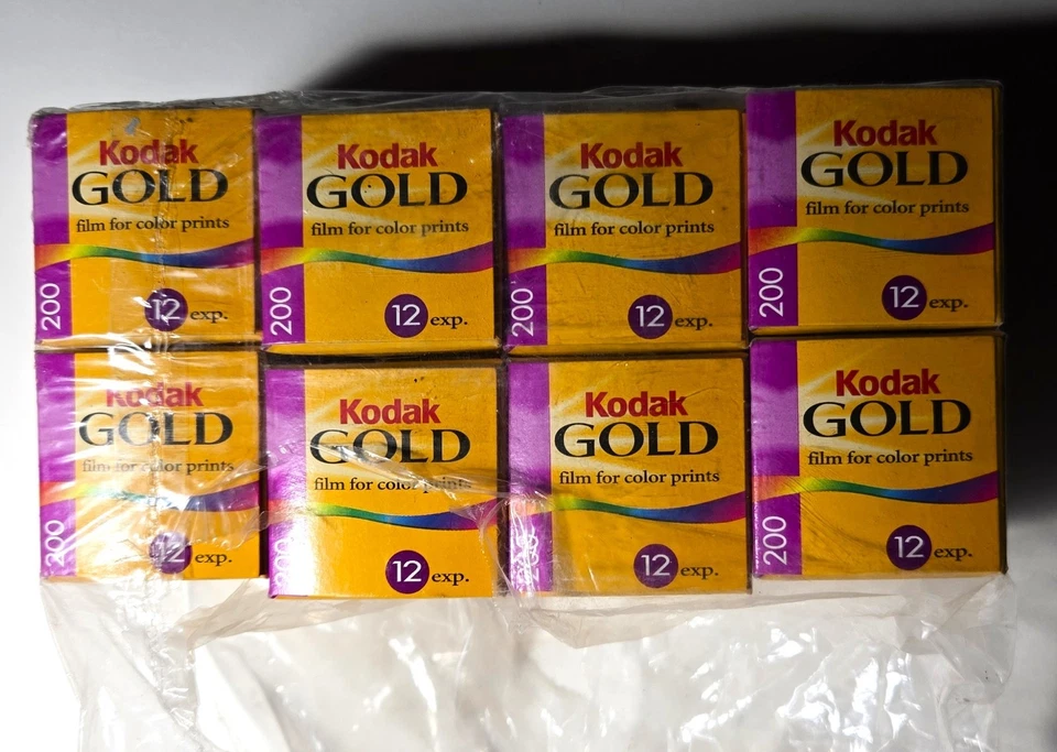 Vintage exp 1999 Kodak Gold 200 - Color print film 35 mm ISO 12 exposures 8 Pack - Image 2 of 4