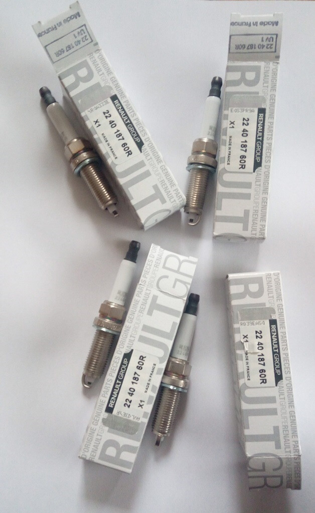4x Original Spark Plug Renault Clio Kangoo Modus Thalia