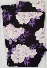 TC2 LuLaRoe Tall & Curvy 2 Leggings Cute Purple White Roses on Black NWT N99 New
