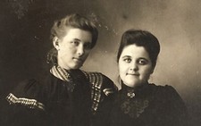 1900 s Two School Girls Best Friends Cabinet Card Photo Vintage