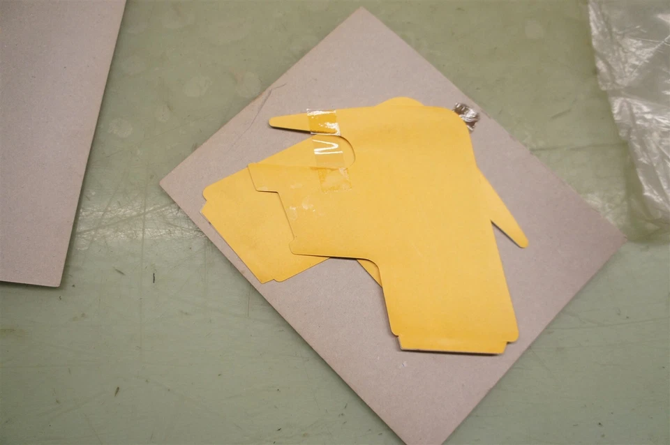 Yamaha 1982 IT175J EMBLEMAS DEL TANQUE DE COMBUSTIBLE NUEVO IT 175 *2526 Foto 4 de 4