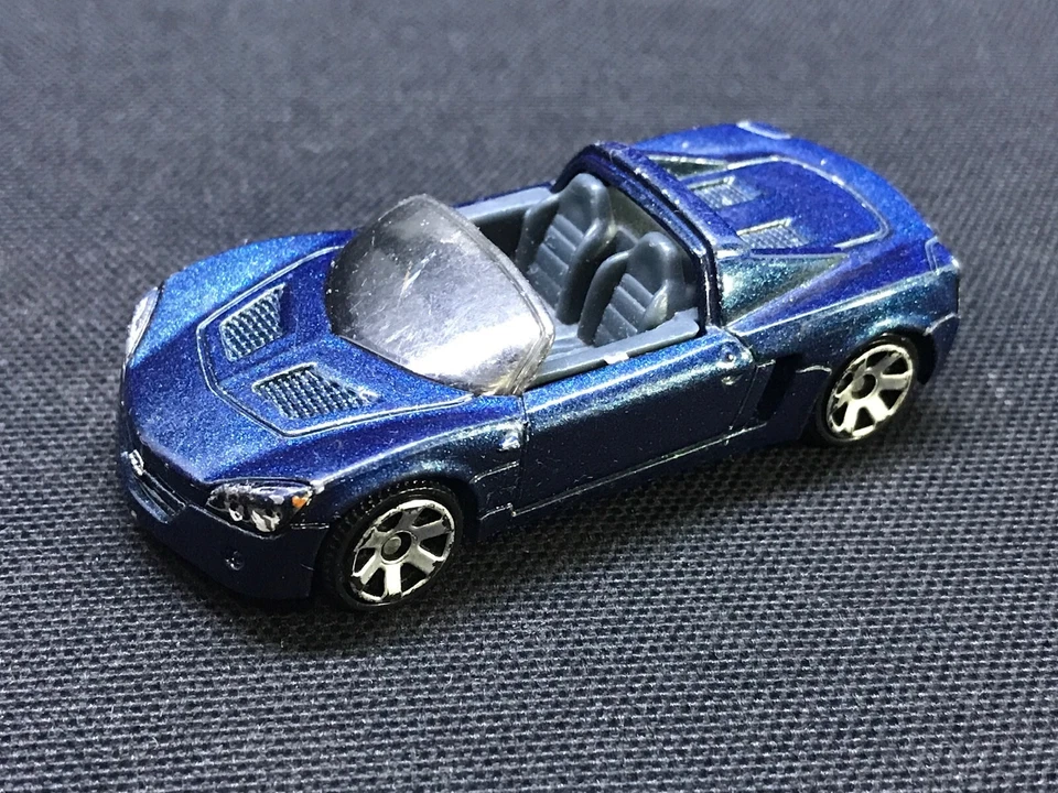Matchbox Opel Speedster Collectable Scale 1:55 - Image 3 of 4