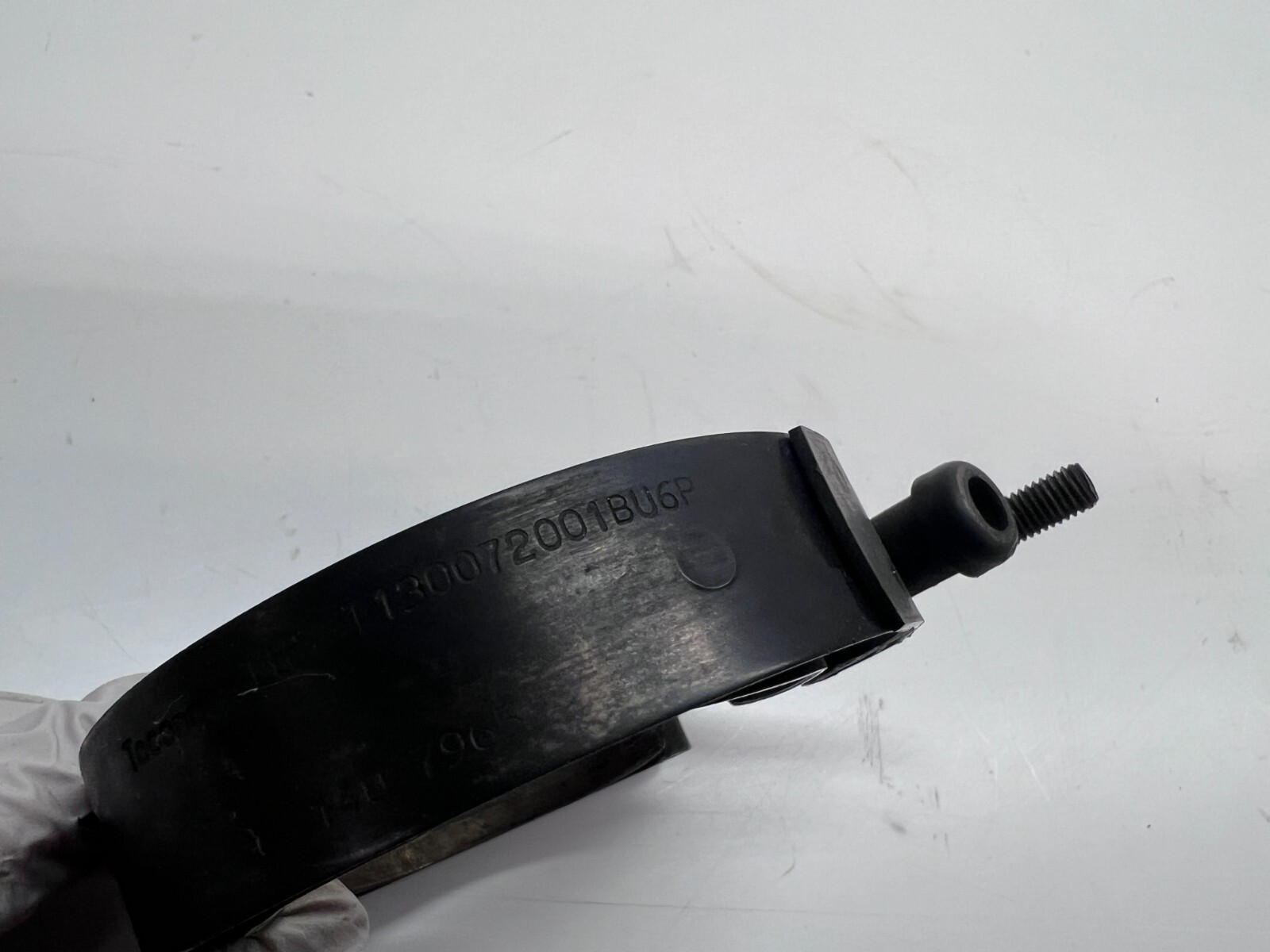LAMBORGHINI AVENTADOR SV EXHAUST PIPE CLAMP CLIP OEM 07M251189A