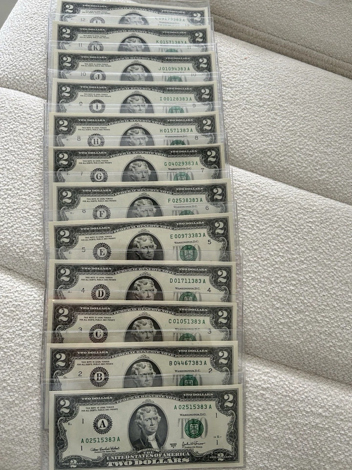 Billetes De 2 Dólar Año 2003 En Secuencia De Letras Y Números De La A a La L - Imagem 3 de 4