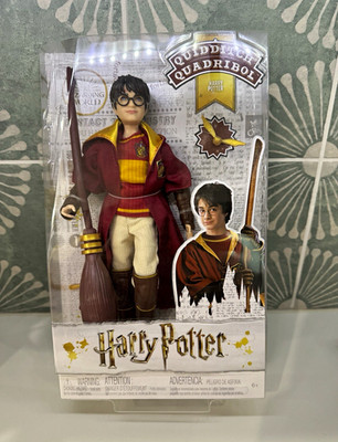 Mattel Harry Potter Quidditch Quadribol Figure Doll w/ Broom & Golden Snitch