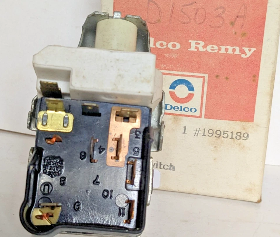 INTERRUPTOR DE FAROS NUEVO AC DELCO (GM) 1976-1977 OLDSMOBILE & CUTLASS 1995189 Foto 3 de 4