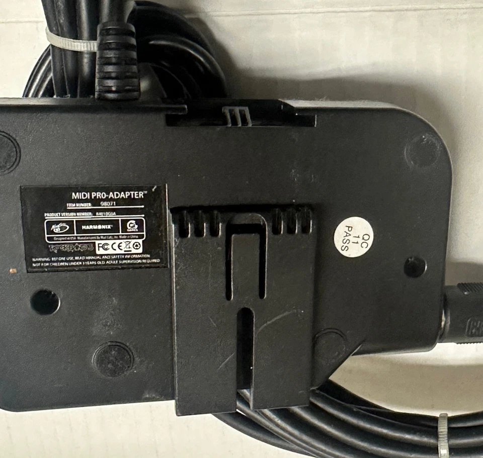 Mad Catz Rock Band 3 MIDI Pro Adapter for Microsoft Xbox 360 Tested Works - Image 4 of 4