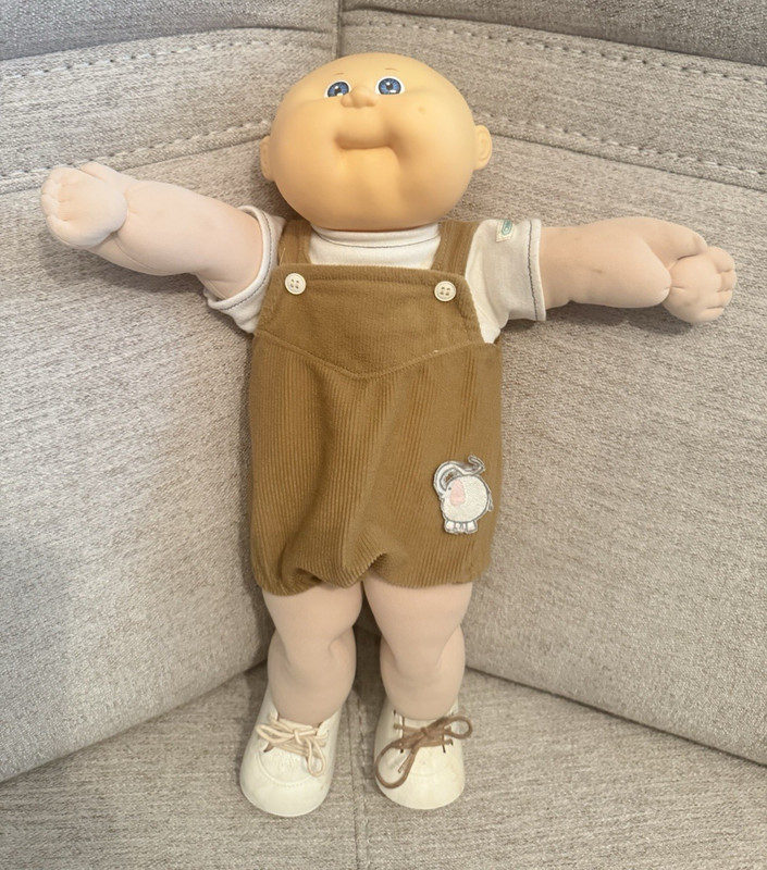 Cabbage Patch Kids Vintage 1985 Boy Doll 14in Xavier Roberts Signed w/ Outfit