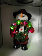 Vtg WMG Animated Christmas Snowman Lighted Wreath Toe Tapping "Jingle Bell Rock"