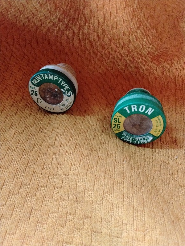Type S 25 Fuses Lot Of 2