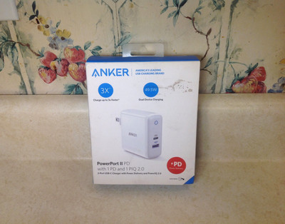 Anker 2 Port USB - C Charger Power Port II PD with 1 PD and 1 PIQ 2.0 NEW 49.5 W