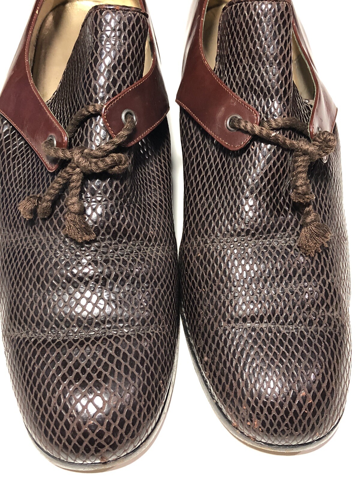 Vintage YSL Yves Saint Laurent décolleté Oxford stringate 9 5 M rosso marrone pelle testurizzata