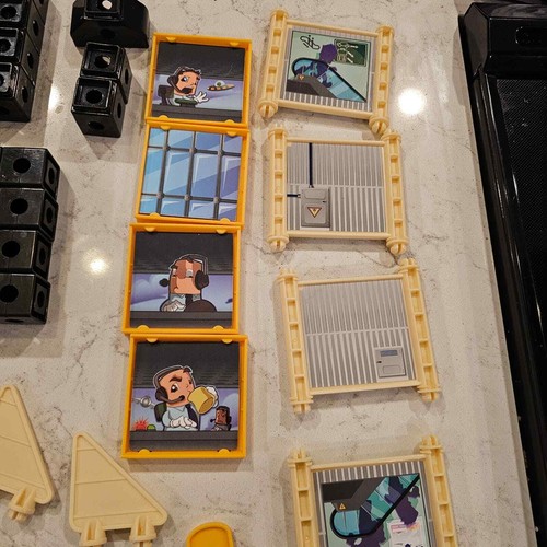 Fisher Price Trio Building Set Airport Tower Command Original Box & Manual - Picture 7 of 11