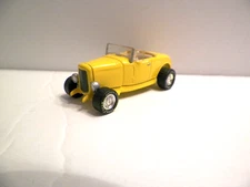 Johnny Lightning- 1932 Ford V8 Hi Boy