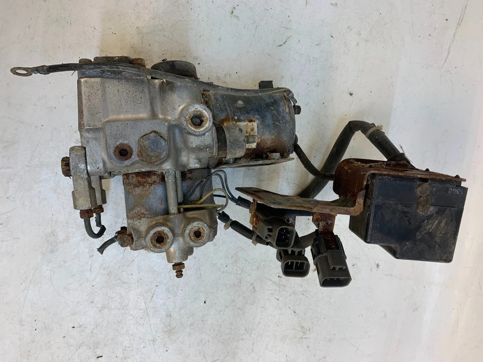 BLOCO BOMBA ABS NISSAN 240SX S13 FABRICANTE DE EQUIPAMENTO ORIGINAL 4760040F00 - Imagem 3 de 4