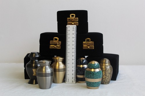 Ceneri Urna 7.6cm Piccolo Inciso a Mano Ricordo con Un Gratis Commemorative Box - Foto 6 di 10