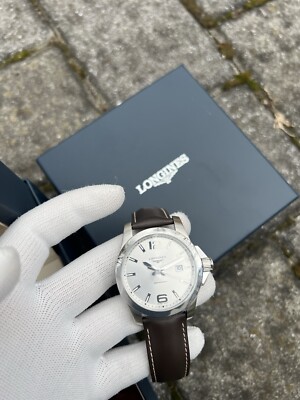 LONGINES CONQUEST メンズ　腕時計 CONQUEST Automatic, Stainless Steel, Sunray Green Dial, Bracelet