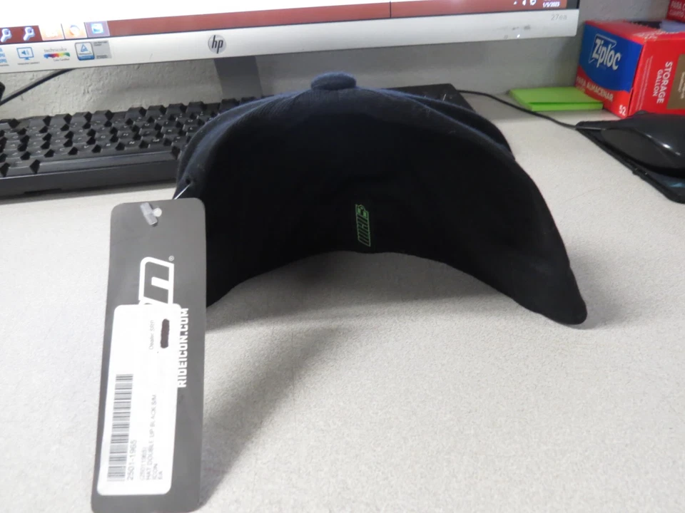 Nuevo de Lote Antiguo Icon Negro Premium 210 Ajustado Doble Ajuste Flex Sombrero Pequeño/Mediano 2501-1965 Foto 4 de 4