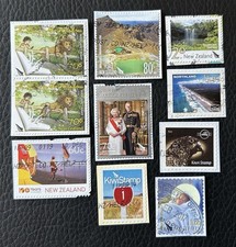 Lot de 10 timbres de Nouvelle-Zélande  années diverses encore sur fragment H106