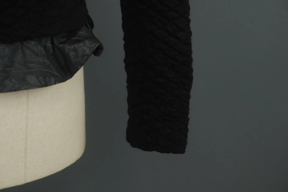 Suéter Cárdigan ELISA CAVALETTI Negro Lana Manga Larga Volantes Ribete Cremallera Talla L Foto 4 de 4