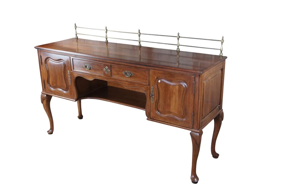 Davis Gabinete Cumberland Valle Queen Anne Estilo Nogal Buffet Aparador Servidor Foto 2 de 4