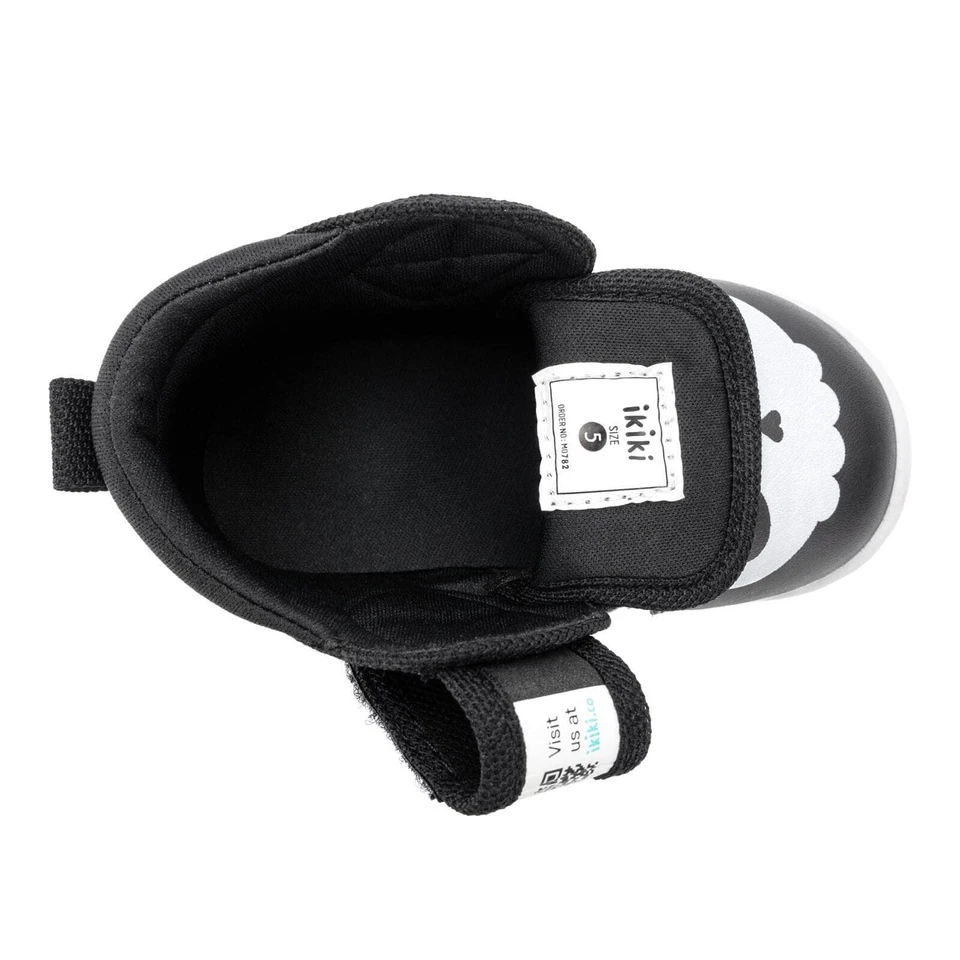 Sapatos infantis ikiki Skull & Crossbones pirata estridente | Preto/branco - Imagem 4 de 4