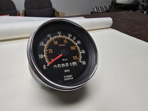  Vintage NOS Stewart Warner 80 MPH Mechanical Speedometer 550 SNC 10 Hot Rod 