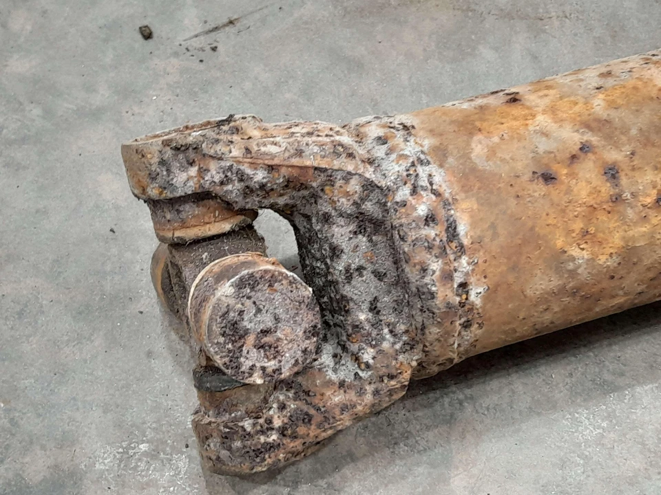 93 - 96 Ford E-350 7.5L Rear Driveshaft Propeller Shaft 158" Wheelbase OEM - Изображение 3 из 4