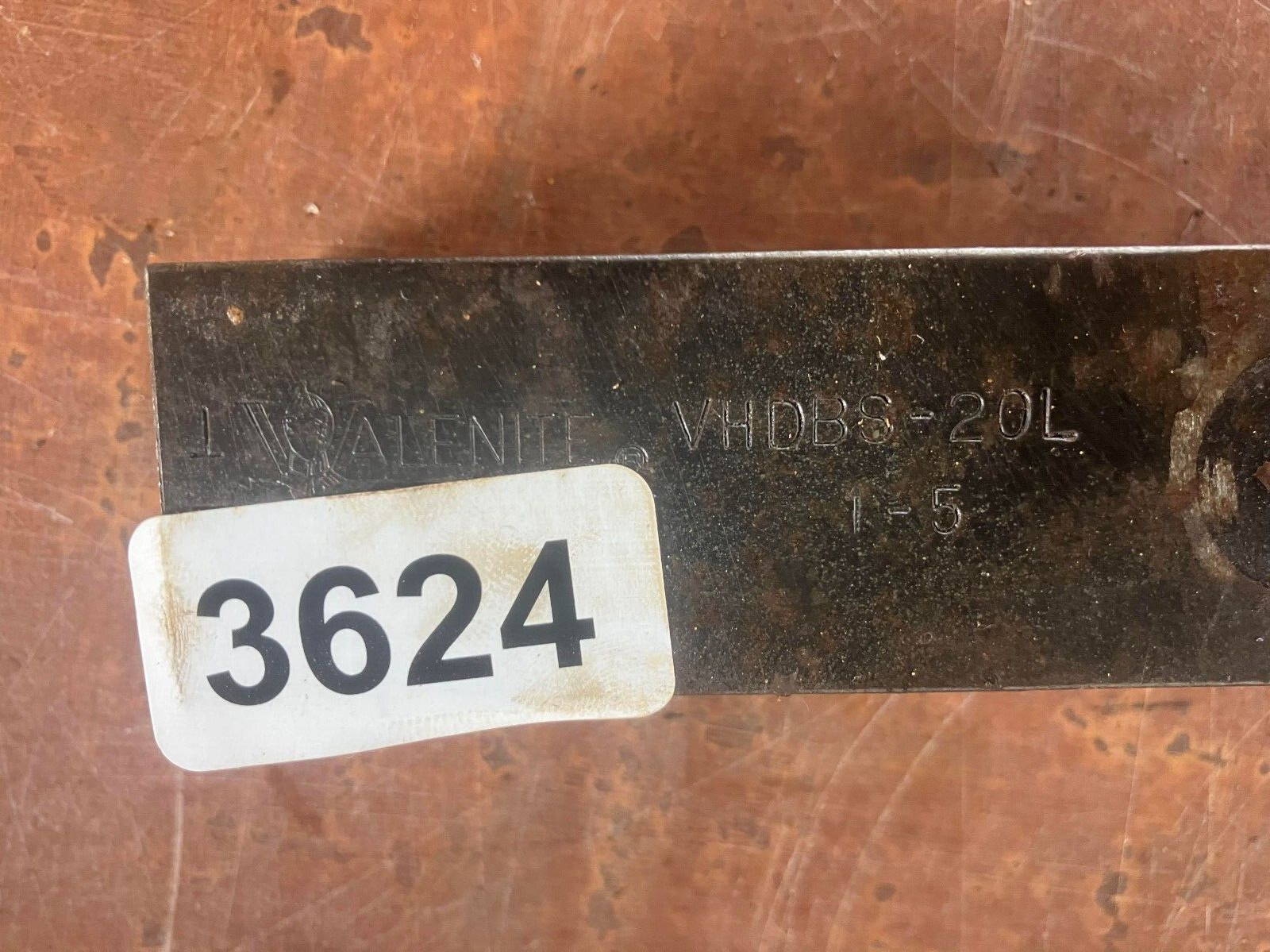 Used Valenite VHDBS-20L Econ-O-Groove Lathe Tool Holder with 1” Shank