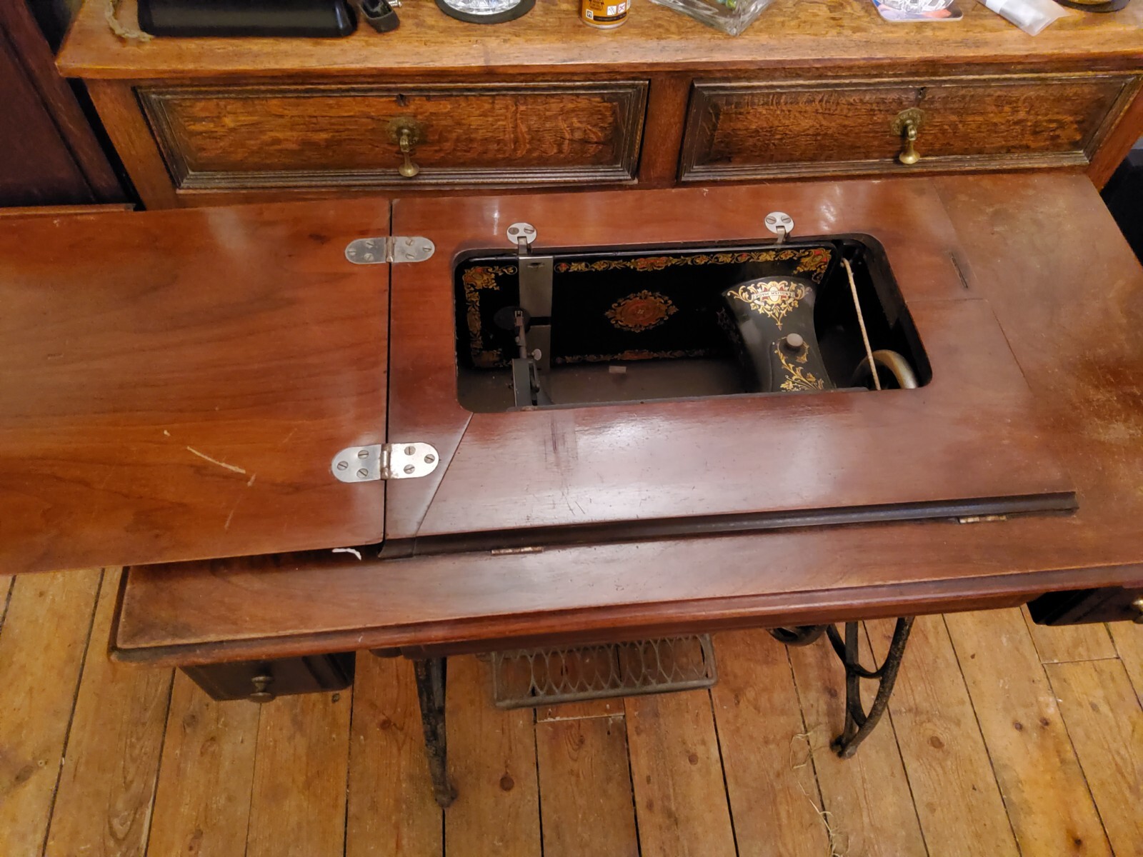 Antique / Vintage JONES "Queen Alexandra" Treadle Sewing Machine eBay