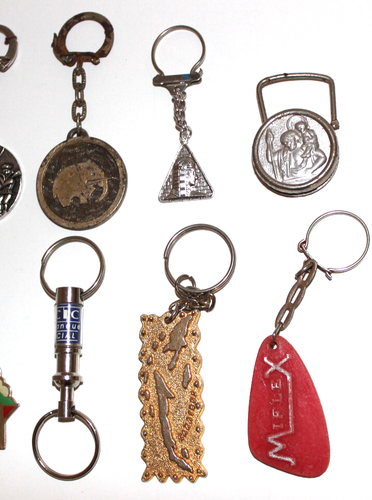 Konvolut vintage Schlüsselanhänger Werbung Porte Cles Keychain Sammlung (#2089) - Bild 3 von 6