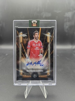 Topps UCC Chrome 24/25 Gianluigi Buffon Auto /25 Juventus Turin