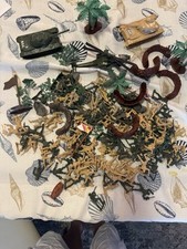 army men lot Tanks And Helicopter