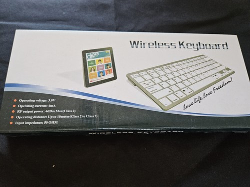 Ultra-Slim Wireless Bluetooth Keyboard Black Includes stand-1 - 第 3/5 張圖片