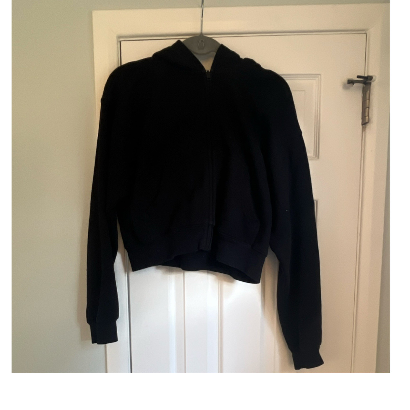 Aritzia Tna Full Zip Cropped Boyfriend Hoodie, Black, Size Small
