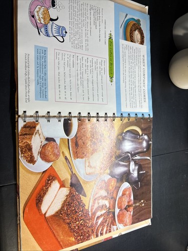 1966 Betty Crocker's Cake and Frosting Mix Cookbook 1st Edition 1st Printing - Photo 4/10