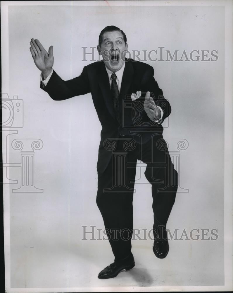 1953 Press Photo Milton Berle, Actor and Comedian - mjx01575