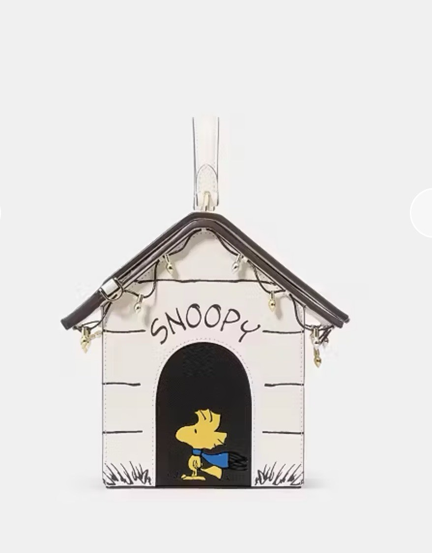 Kate Spade Peanuts X KSNY Snoopy 3D Dog House Crossbody NWT KM630
